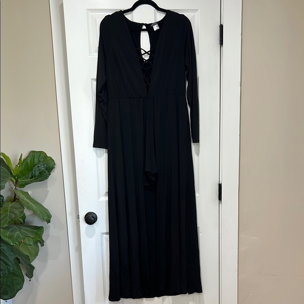 Elegant Black Maxi Dress